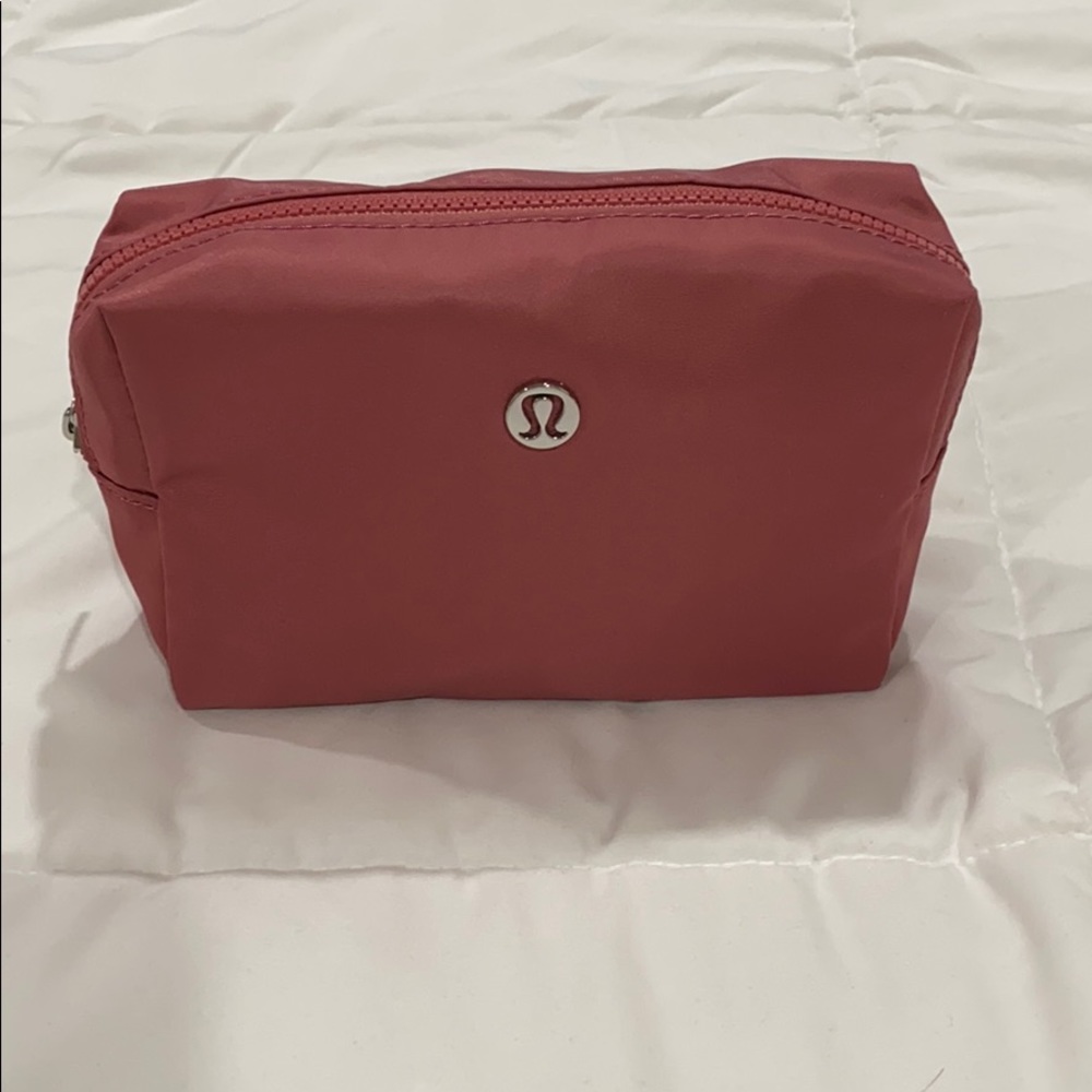 Lululemon pouch